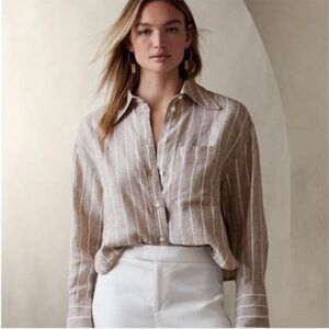 Banana Republic Linen Button Up